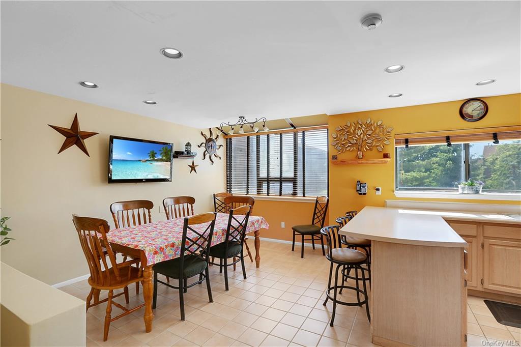 Photo 17 of 36 of 26 Timberline Drive condo