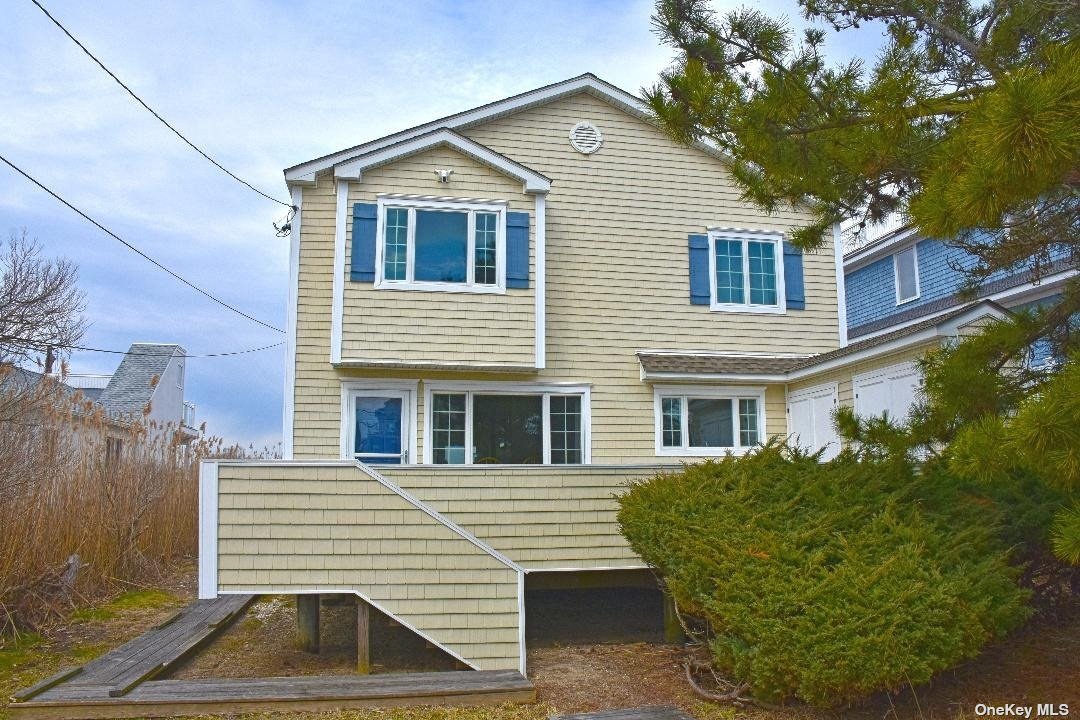 Rental Property at 20 Dune Lane, Westhampton Beach, Hamptons, NY - Bedrooms: 4 
Bathrooms: 3  - $85,000 MO.