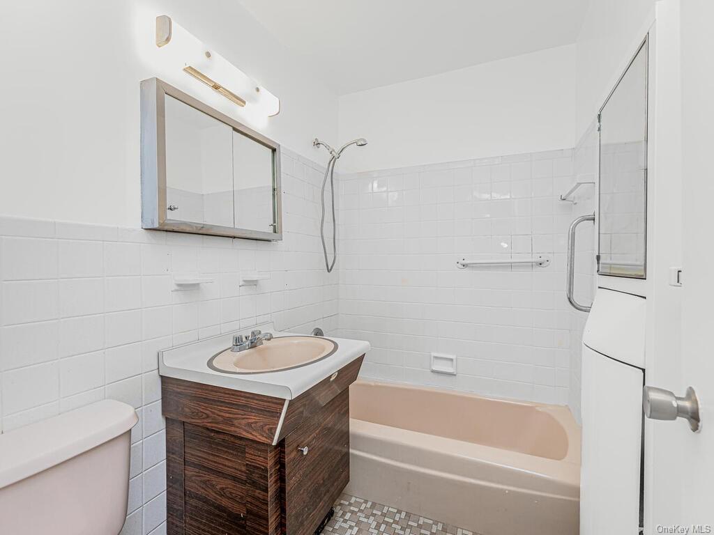 555 Kappock Street #11B, Bronx, New York image 11