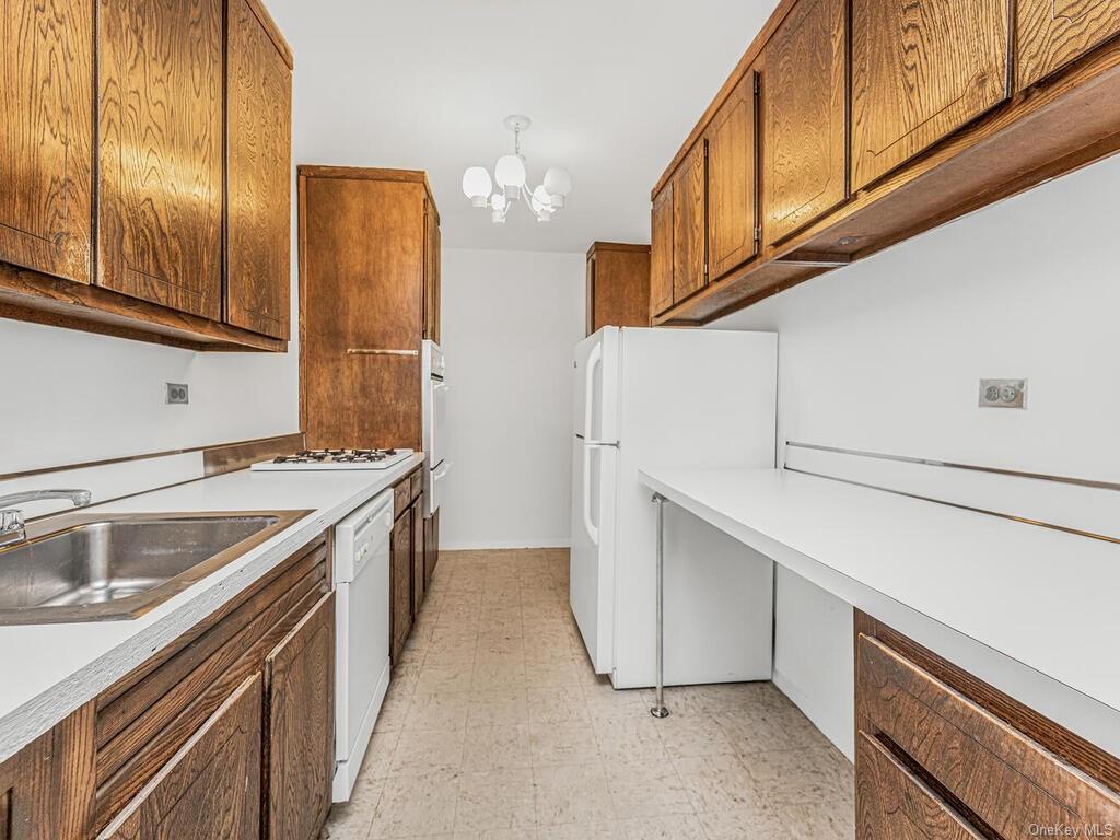 555 Kappock Street #11B, Bronx, New York image 8