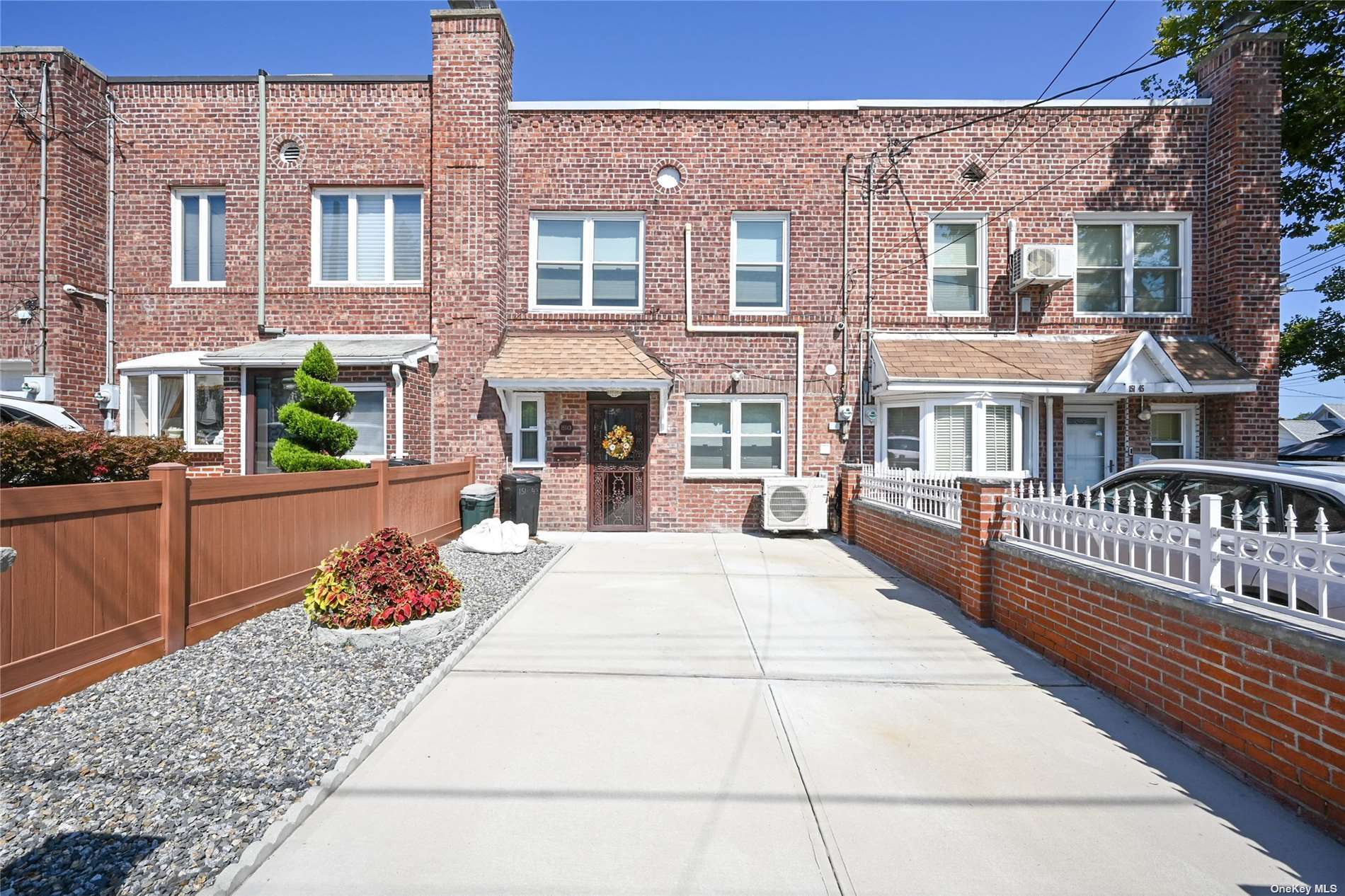 15143 12 Road, Whitestone, Queens, NY - 3 Bedrooms  
2 Bathrooms  
8 Rooms - 