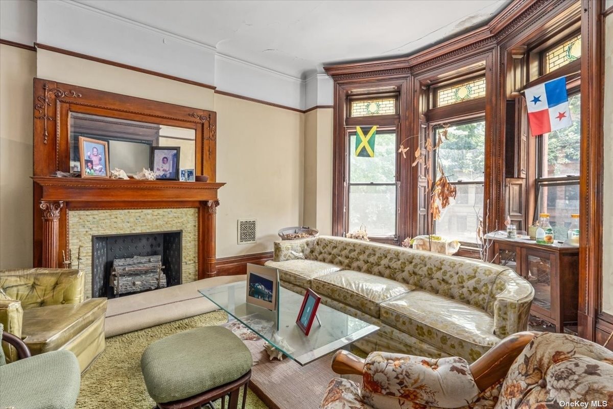 59 Midwood Street