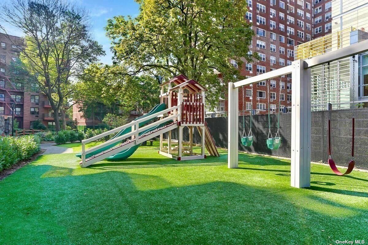 8710 51st Avenue Ave #APT 2W, Elmhurst, New York image 12