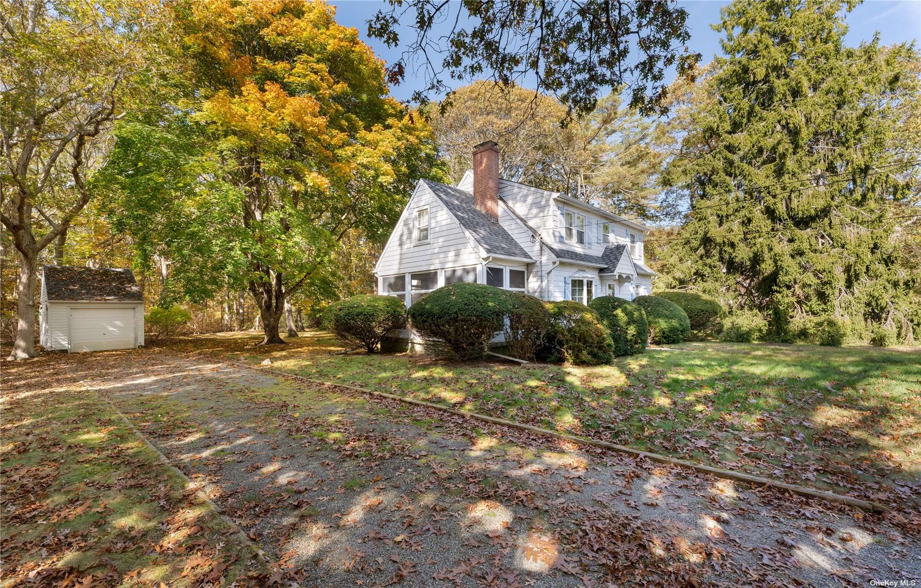 188 Lynn Avenue, Hampton Bays, New York image 4