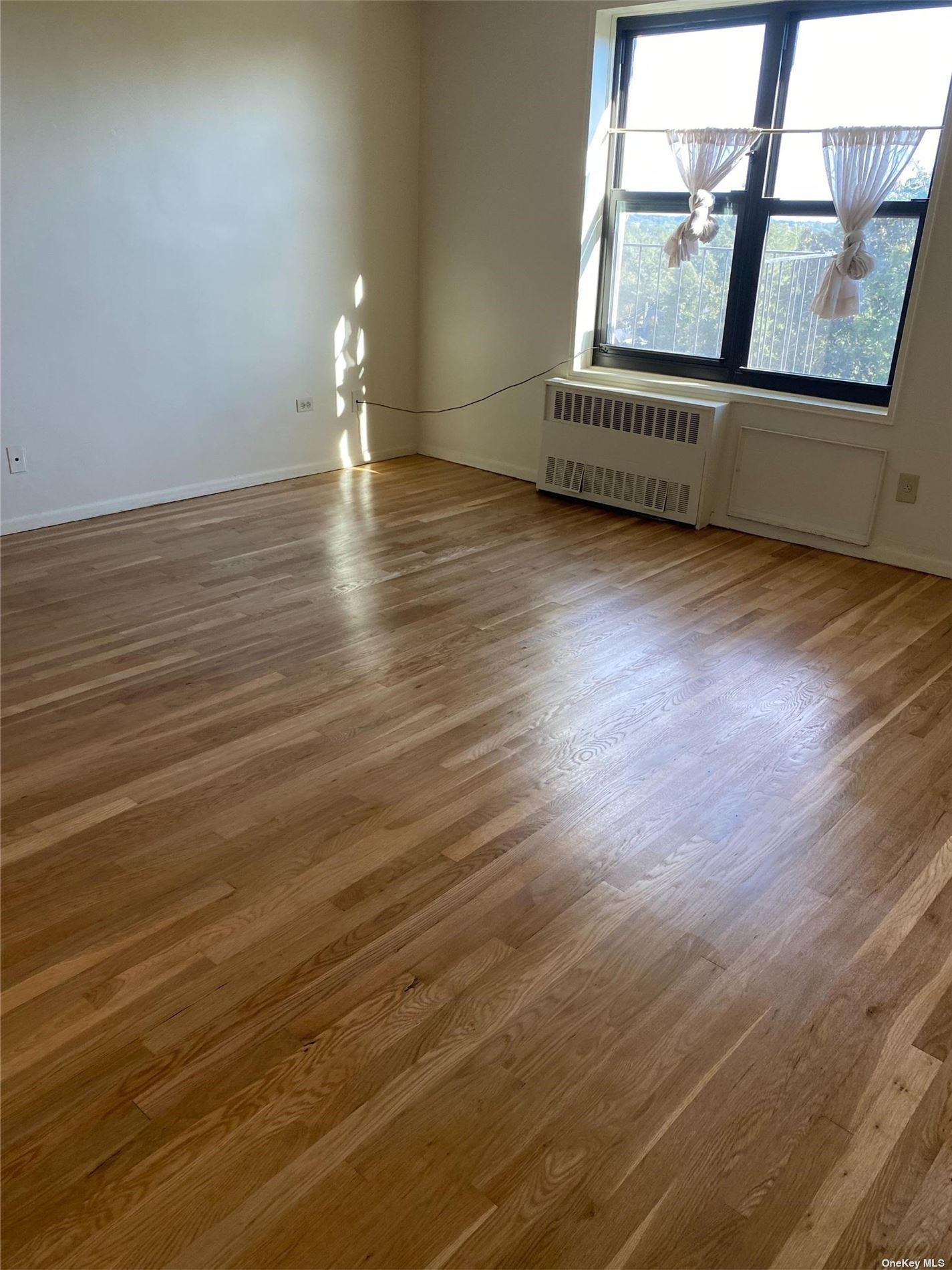 20910 41 Avenue #6R, Bayside, New York image 5