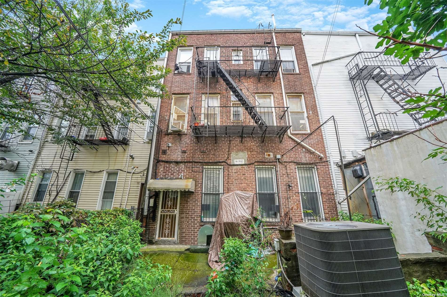 169 Wyckoff Avenue