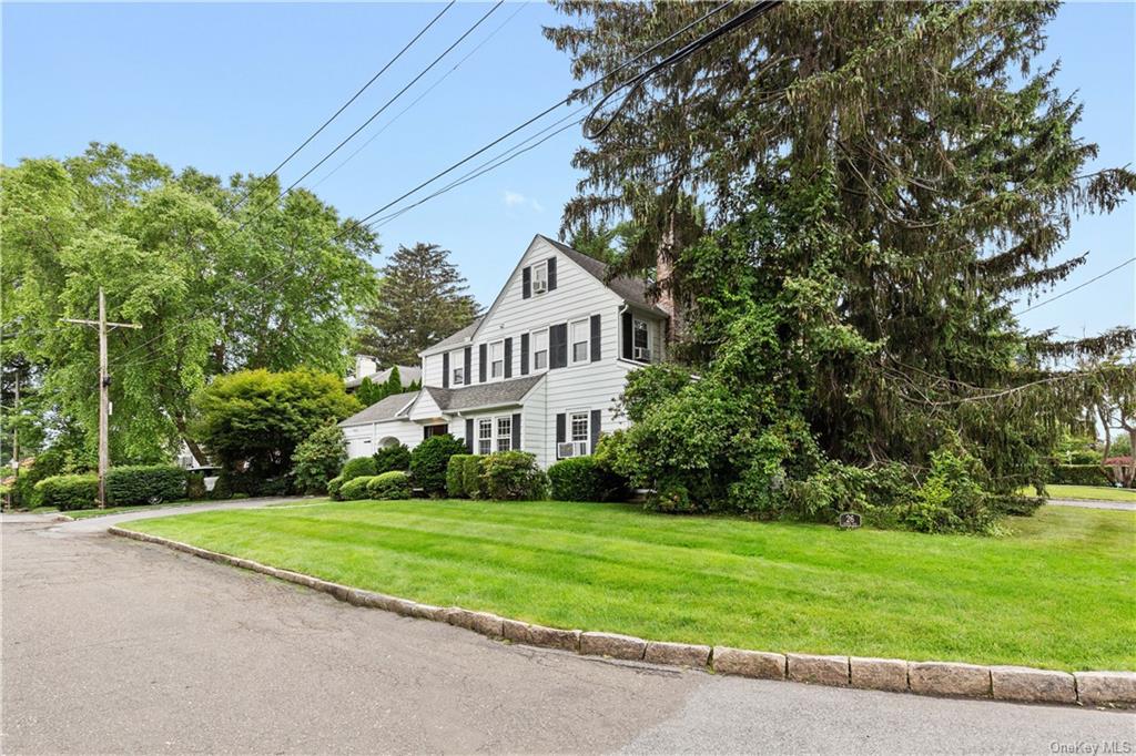 Photo 2 of 31 of 26 Sprague Road house