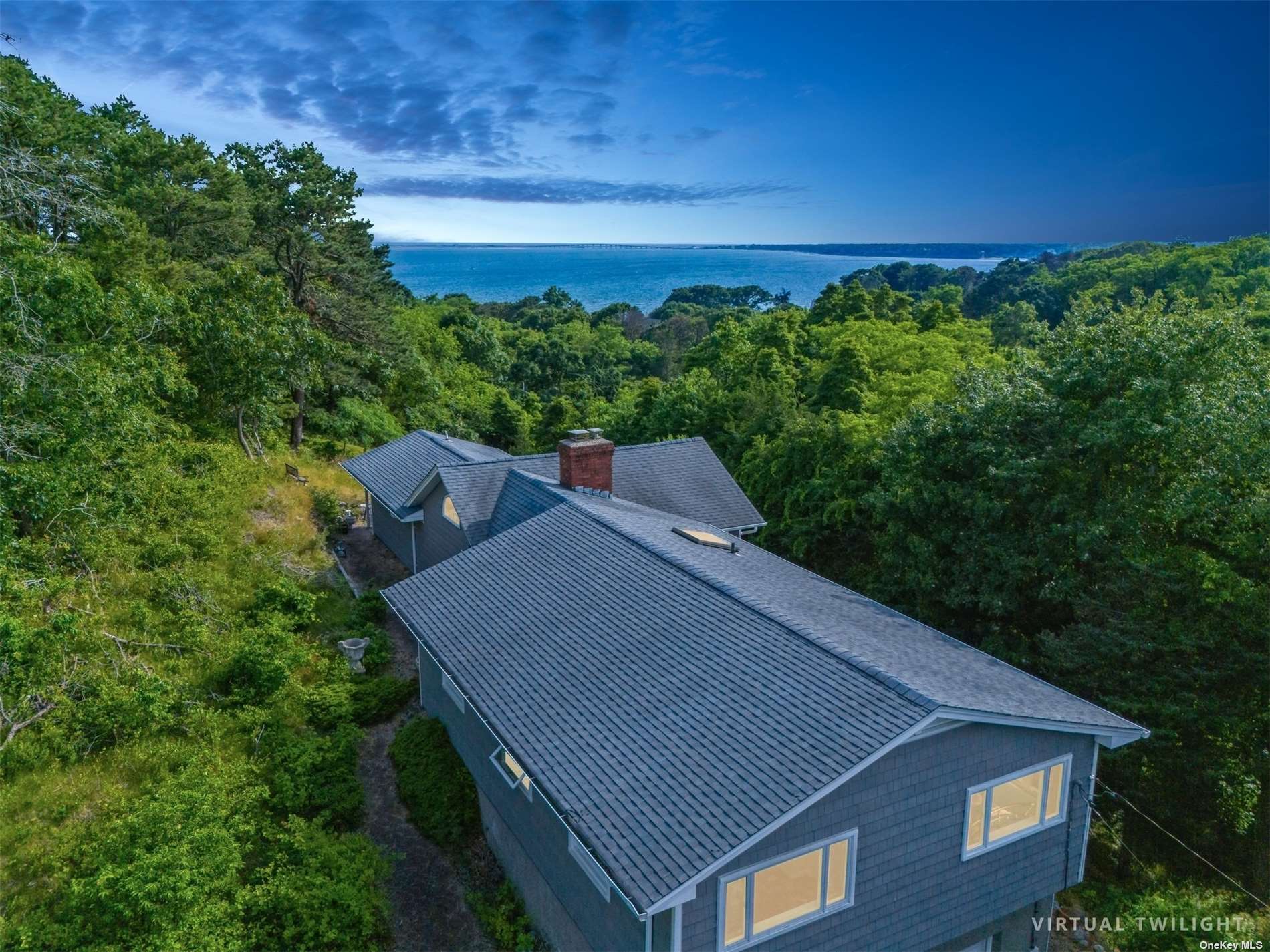 542 Montauk Hwy, Southampton, New York image 3