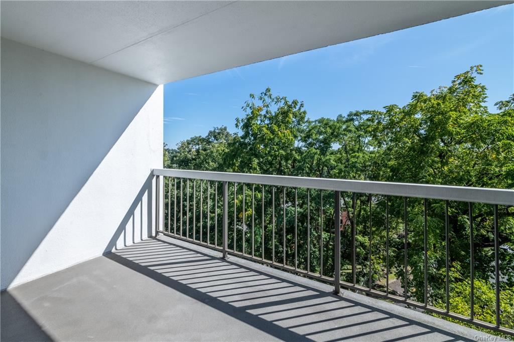 100 High Point Drive #511, Hartsdale, New York image 7