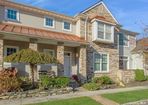620 Village Green, North Hempstead, NY 11050 - MLS#: L3590033
