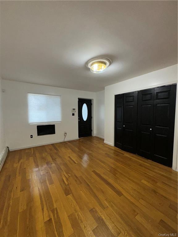 Rental Property at 418 Quincy Avenue, Bronx, New York - Bedrooms: 1 
Bathrooms: 1 
Rooms: 3  - $2,300 MO.