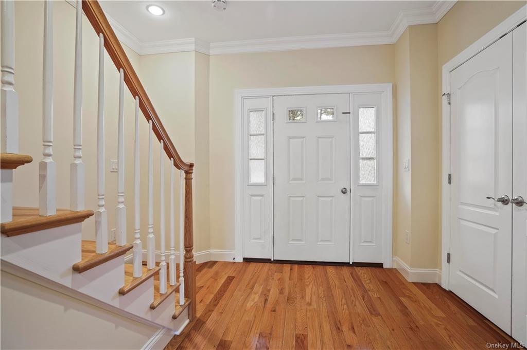 Rental Property at 83 Florence Avenue, Dobbs Ferry, New York - Bedrooms: 4 
Bathrooms: 4 
Rooms: 8  - $6,995 MO.