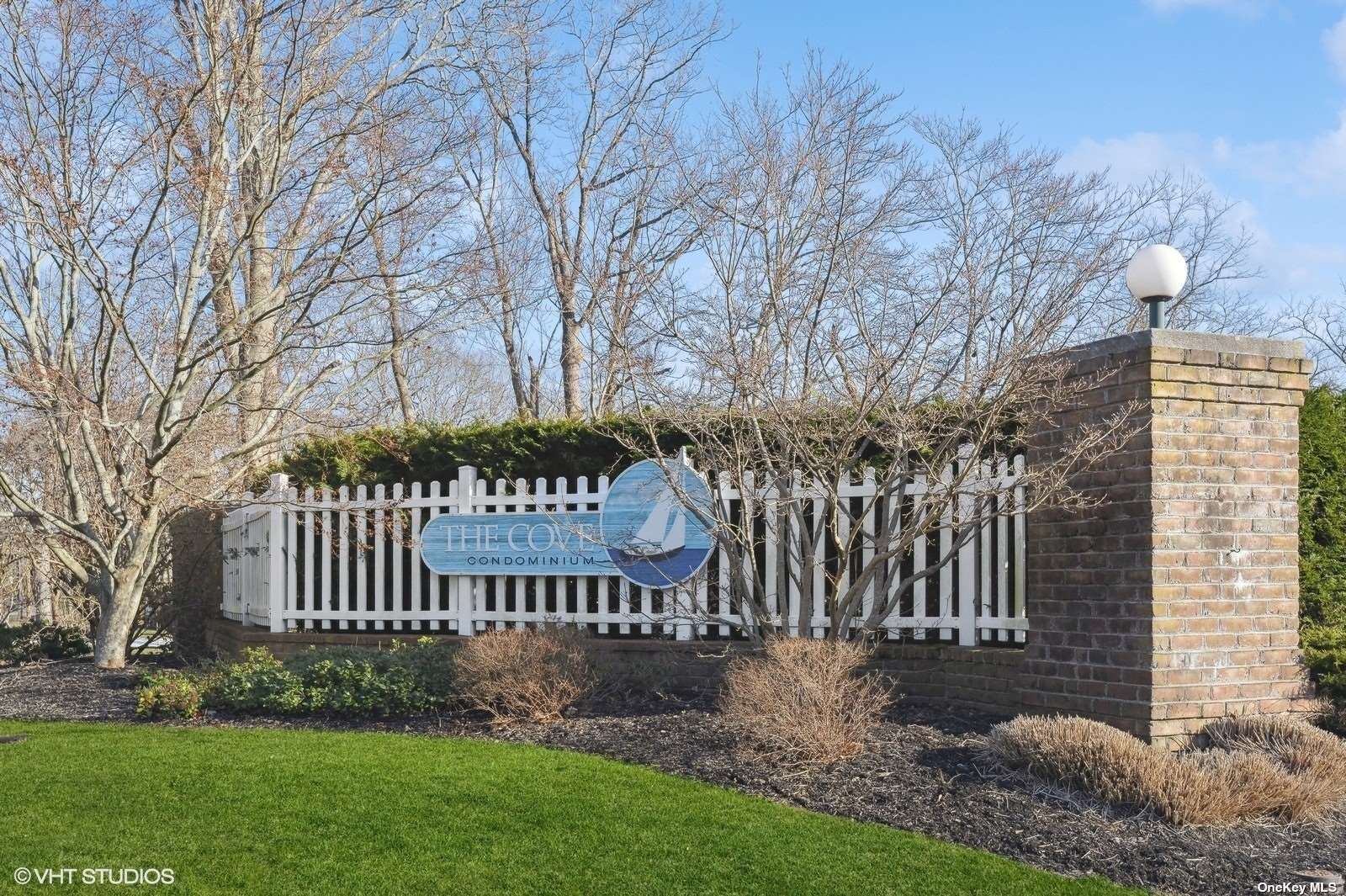 Property for Sale at 400 Meadow Court 32H, Southold, Hamptons, NY - Bedrooms: 3 
Bathrooms: 3  - $1,050,000