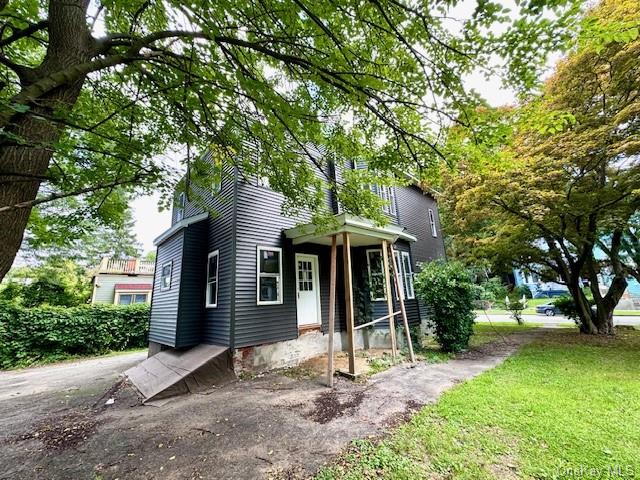 38 Carroll Street, Poughkeepsie, New York image 2