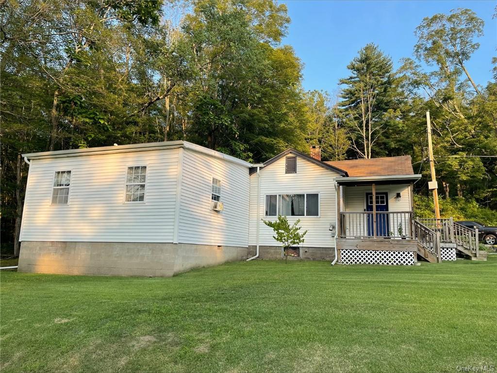 158 Berme Road, Ellenville, New York - 3 Bedrooms  
2 Bathrooms  
7 Rooms - 