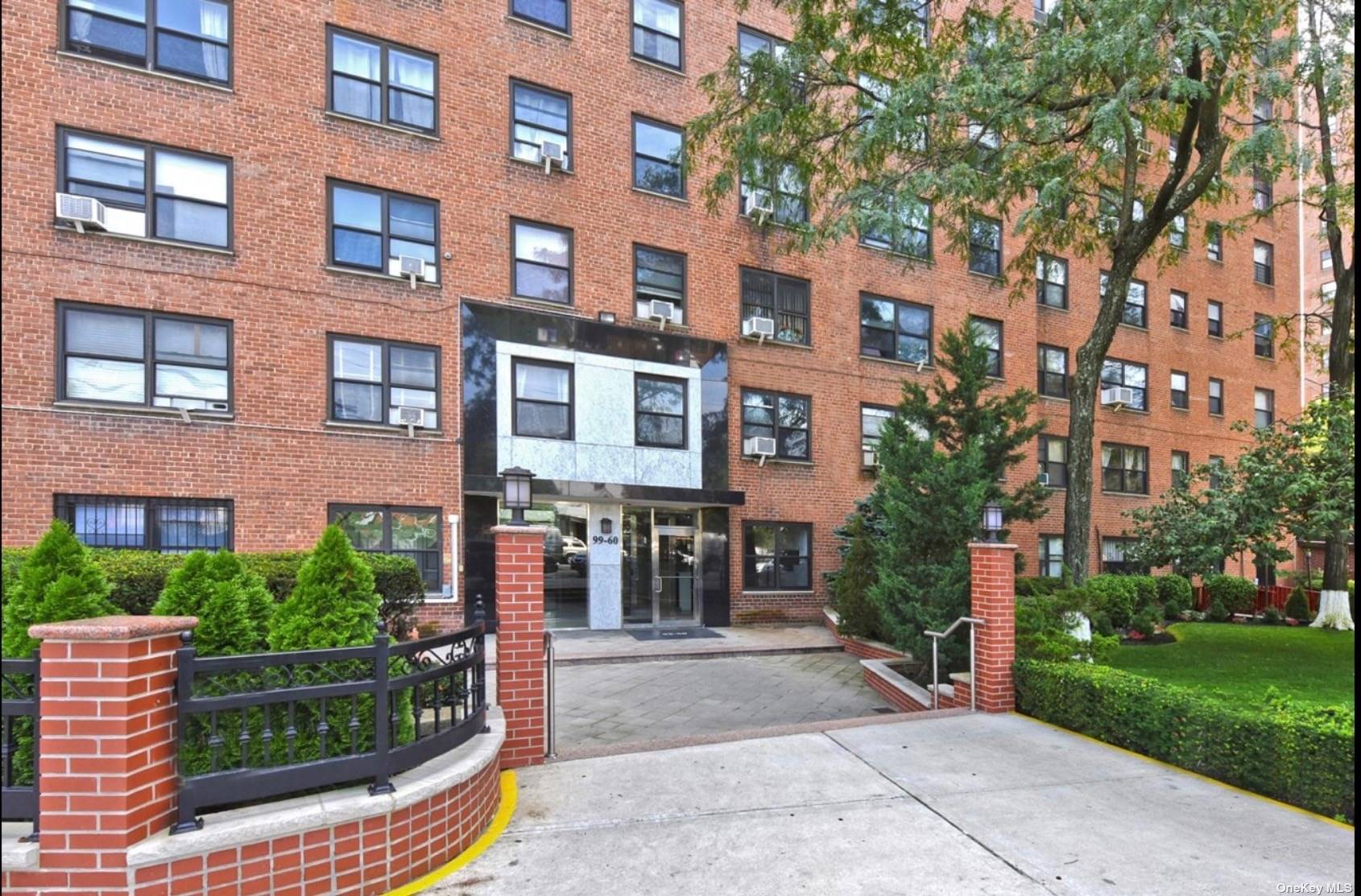 Property for Sale at 63rd Road 1B, Rego Park, Queens, NY - Bedrooms: 2 
Bathrooms: 1 
Rooms: 4  - $279,000