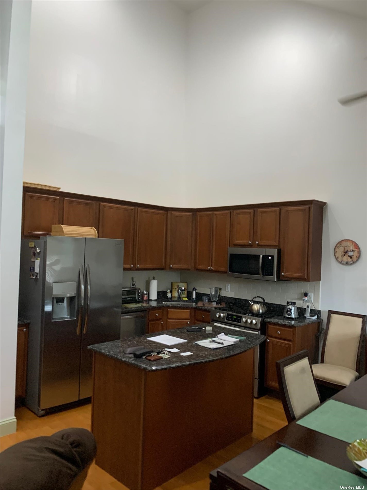 112 Maya Circle #112, Central Islip, New York image 6