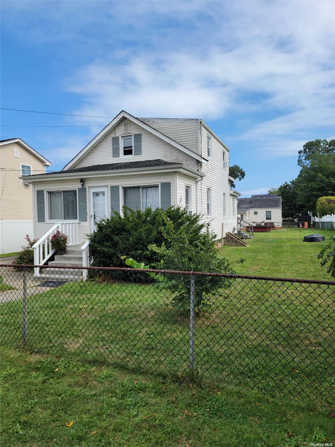 137 Texas Street, Lindenhurst, New York image 14