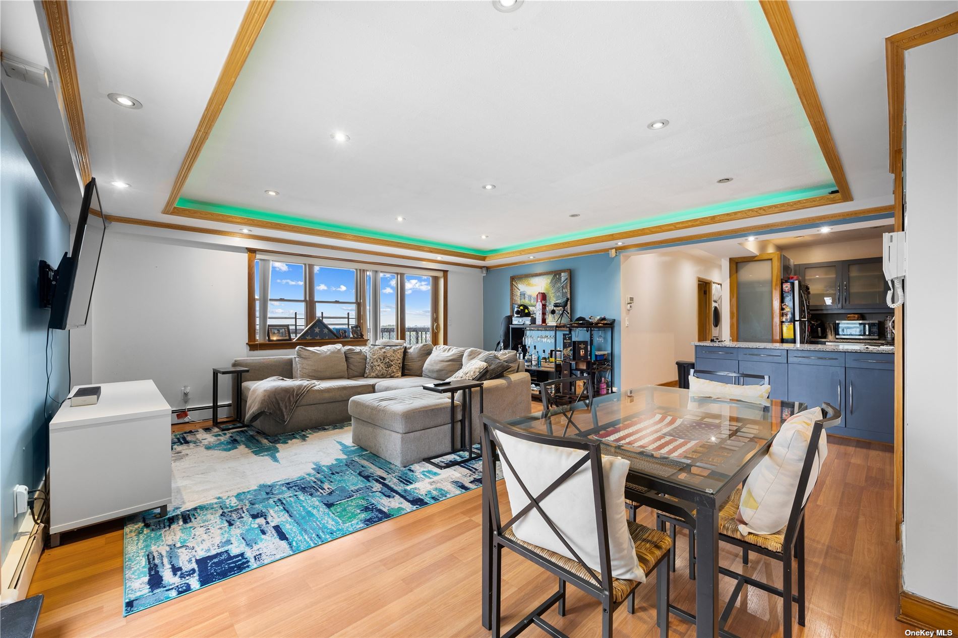 35th Avenue Ph1b, Flushing, Queens, NY - 2 Bedrooms  
1 Bathrooms  
4 Rooms - 