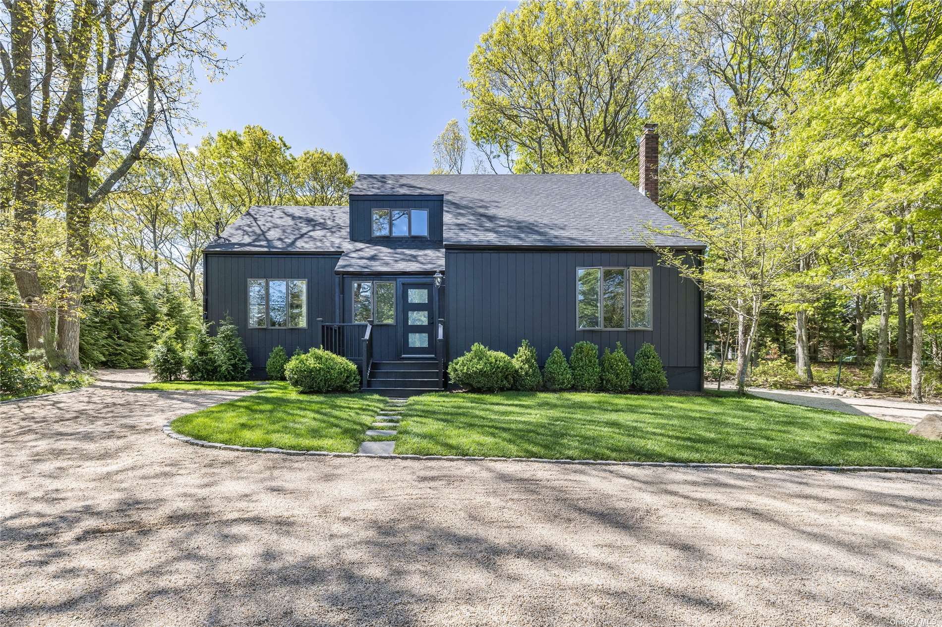 Noyac, Sag Harbor, Hamptons, NY - 3 Bedrooms  
3 Bathrooms - 