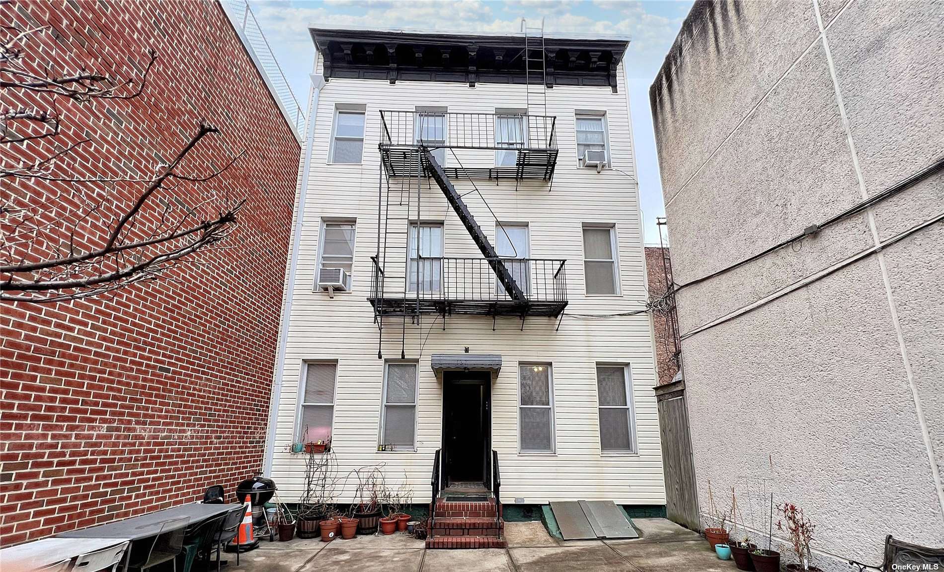 127 N 4th Street