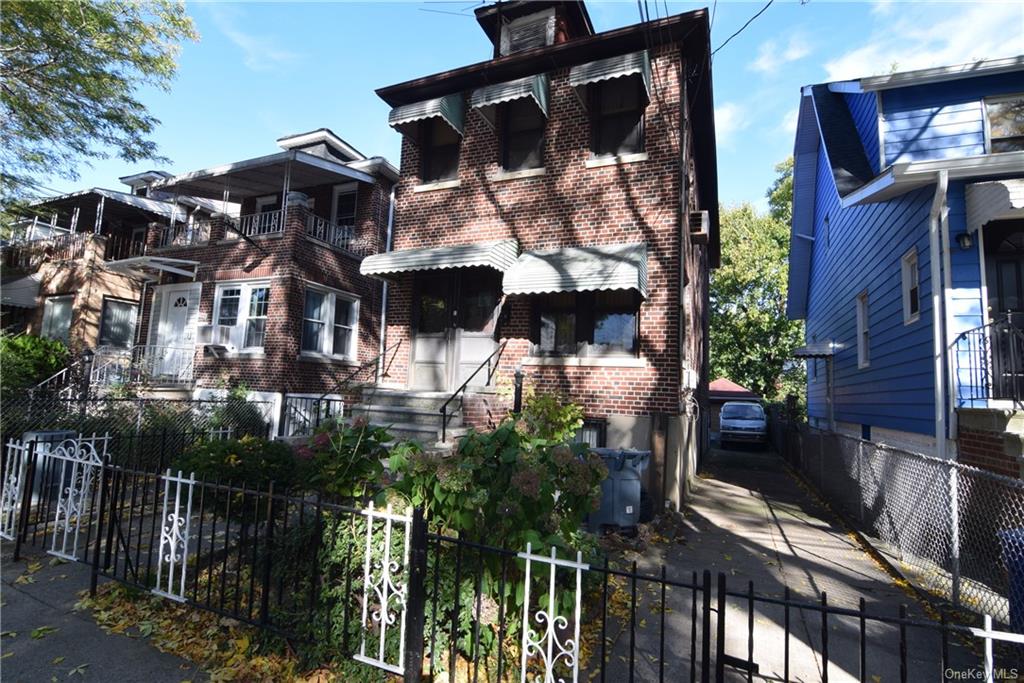 Property for Sale at 4026 Wickham Avenue, Bronx, New York - Bedrooms: 3 
Bathrooms: 1  - $780,000