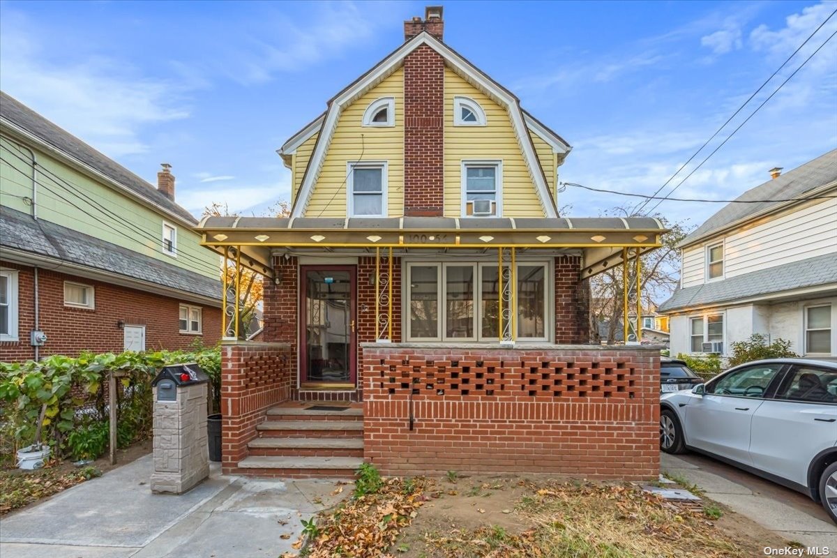 10056 223rd Street, Queens Village, Queens, NY - 4 Bedrooms  
3 Bathrooms  
10 Rooms - 