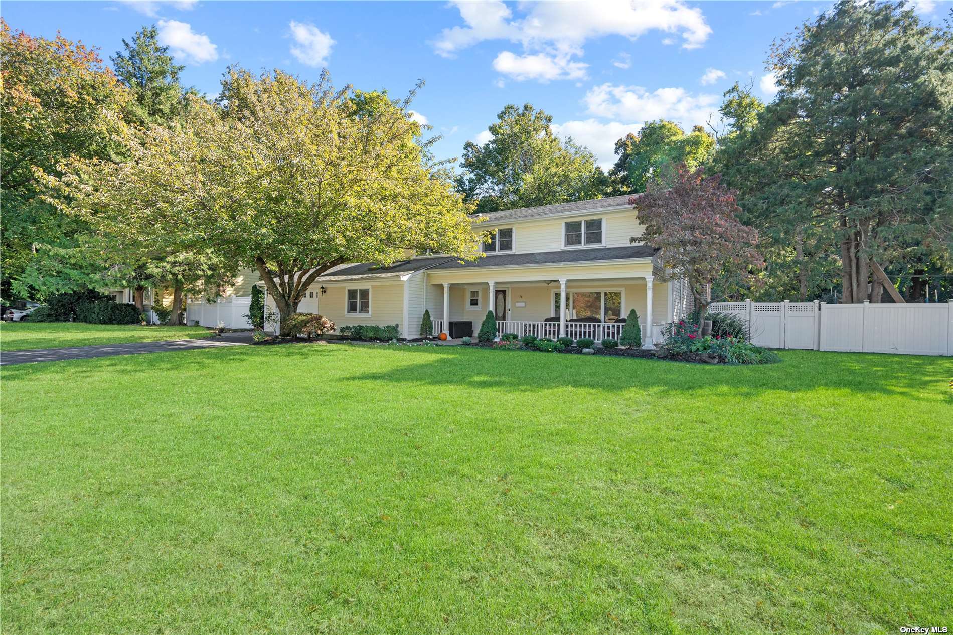 34 Daniel Drive, Glen Cove, New York image 26