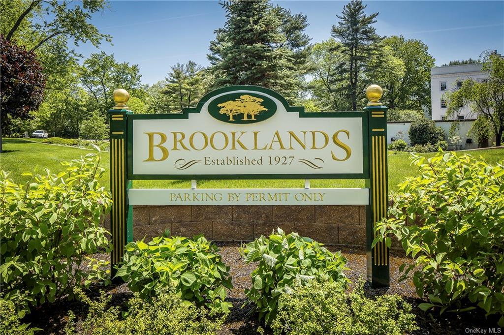 5 Brooklands Cir 2-L, Yonkers, New York - 1 Bedrooms  
1 Bathrooms  
3 Rooms - 