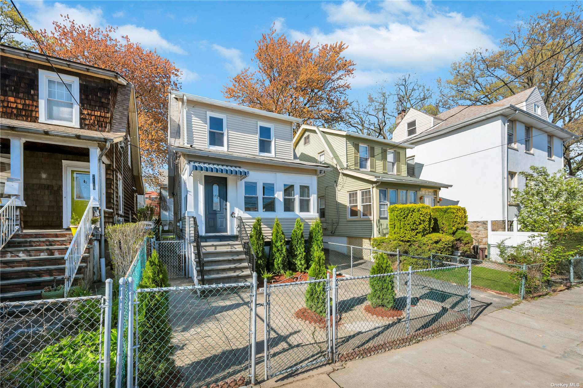 Property for Sale at 2121 Garrett Place, Bronx, New York - Bedrooms: 3 
Bathrooms: 1 
Rooms: 7  - $665,000