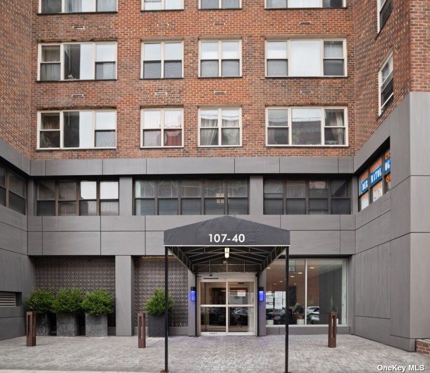 Property for Sale at Queens Boulevard 8J, Forest Hills, Queens, NY - Bedrooms: 1 
Bathrooms: 1 
Rooms: 3  - $180,000