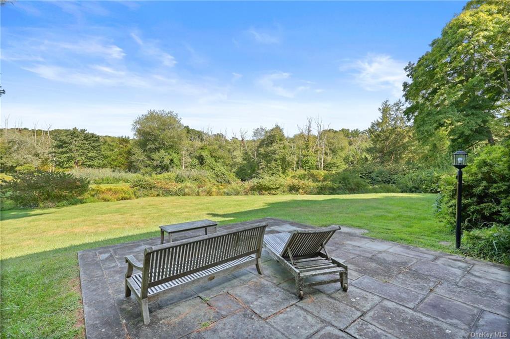 8 Bayberry Way, Pound Ridge, New York image 5