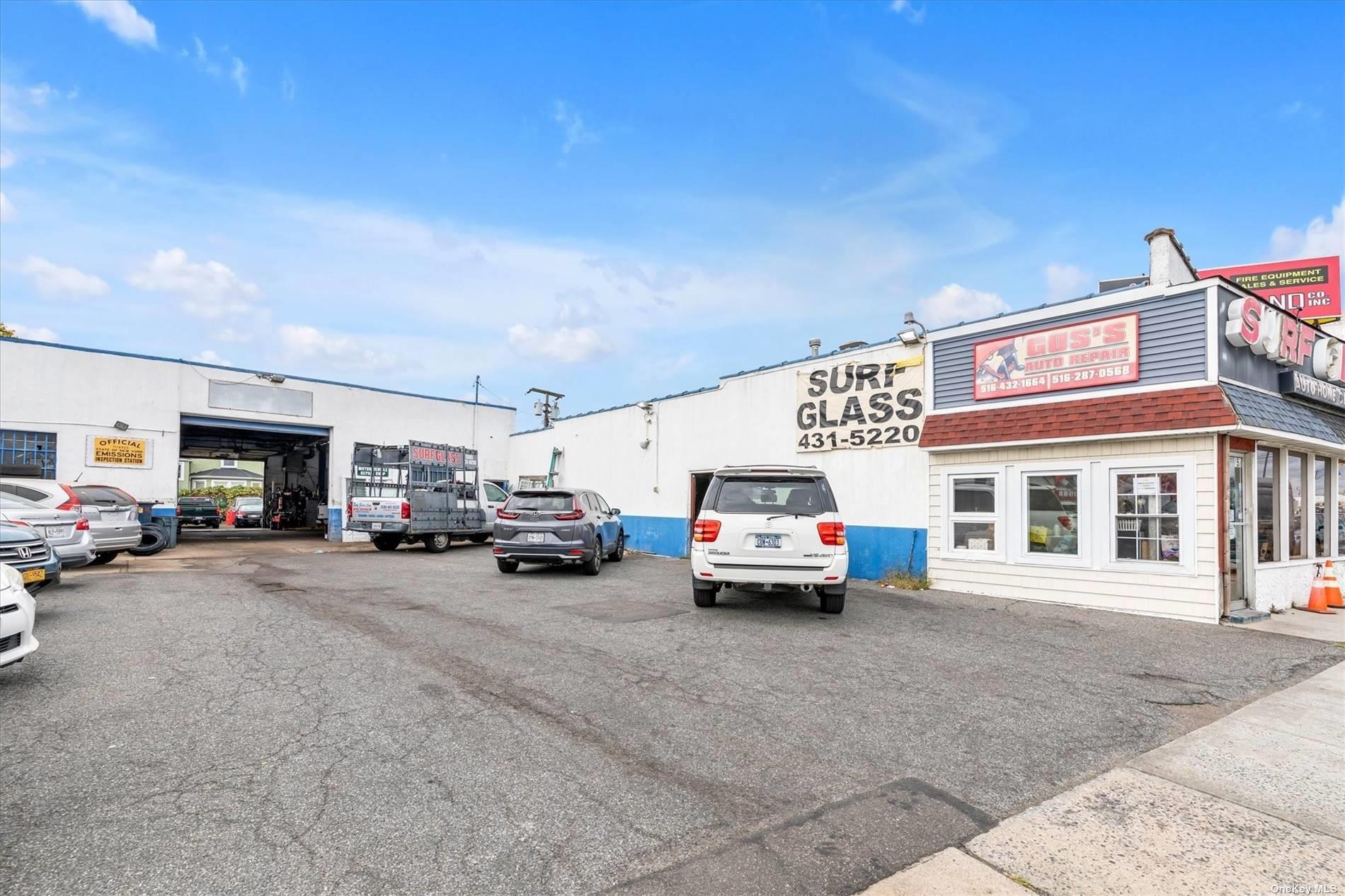 457 Long Beach Boulevard
