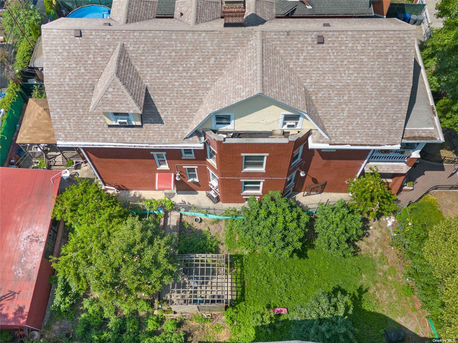 244 E 3rd Street