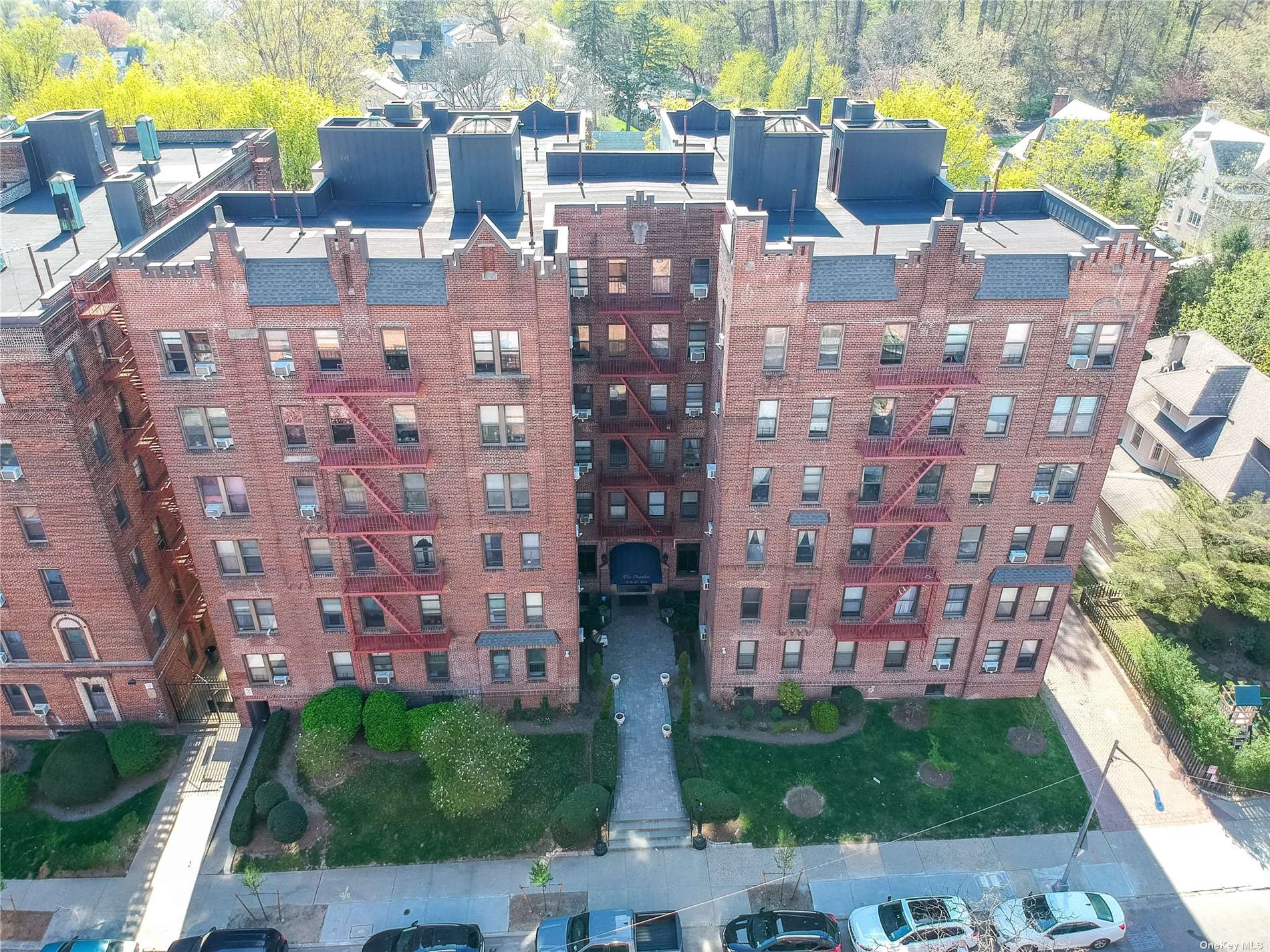 83-84 116 Street #4C, Kew Gardens, New York image 24