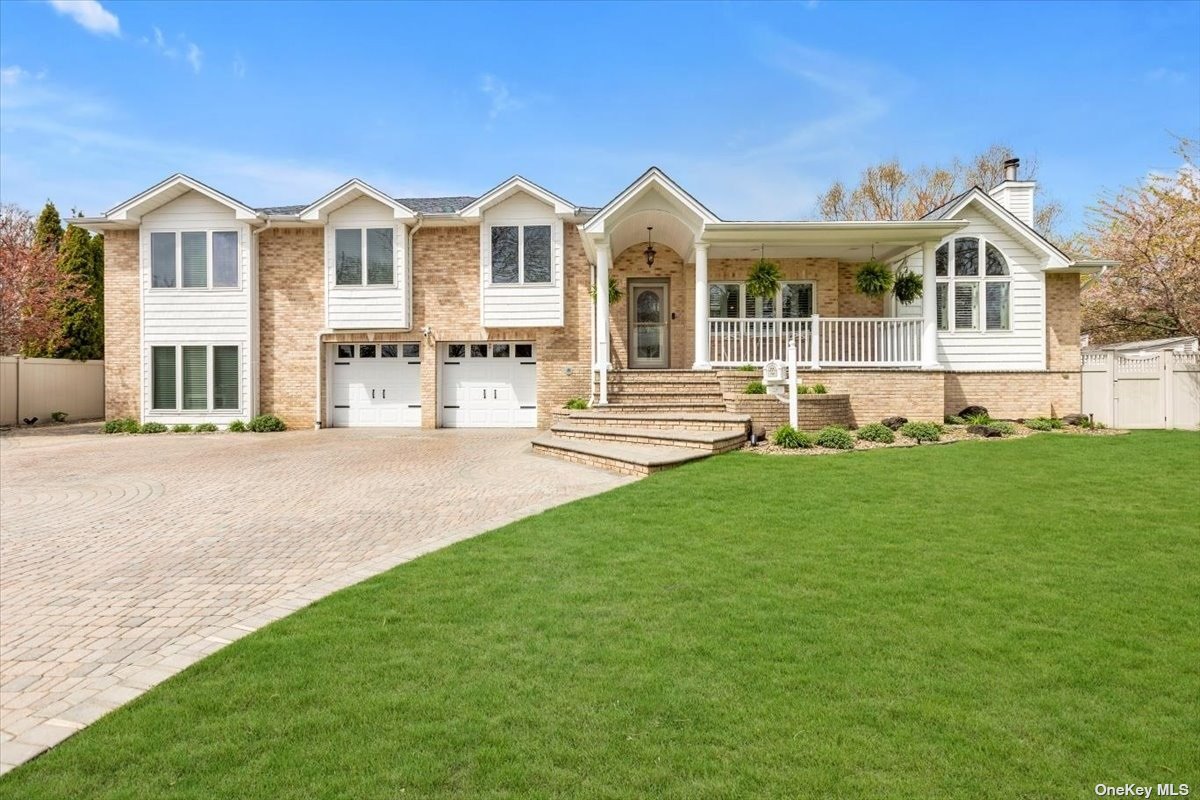 Property for Sale at 2 Dovecote Lane, Commack, Hamptons, NY - Bedrooms: 5 
Bathrooms: 6  - $1,599,999