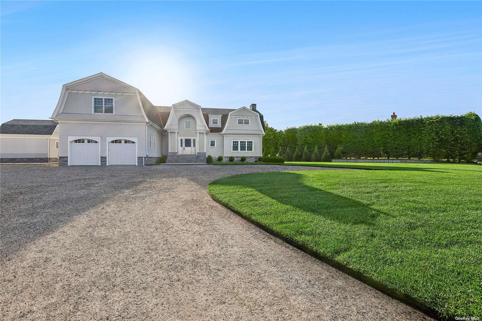 Club Lane, Remsenburg, Hamptons, NY - 5 Bedrooms  
6 Bathrooms - 