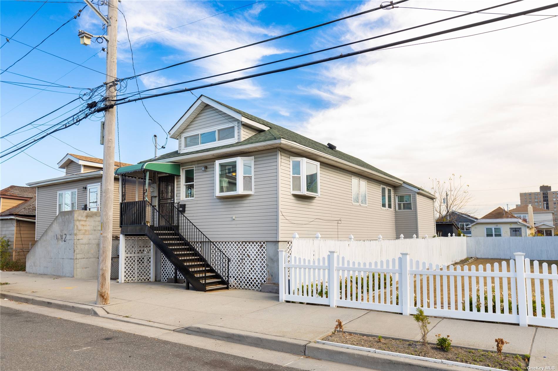 440 Beach 46th Street, Far Rockaway, New York image 2