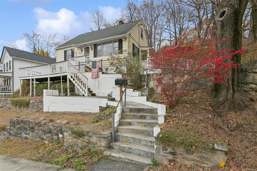 21 Market Street, Ossining, New York - 4 Bedrooms  
1 Bathrooms  
7 Rooms - 