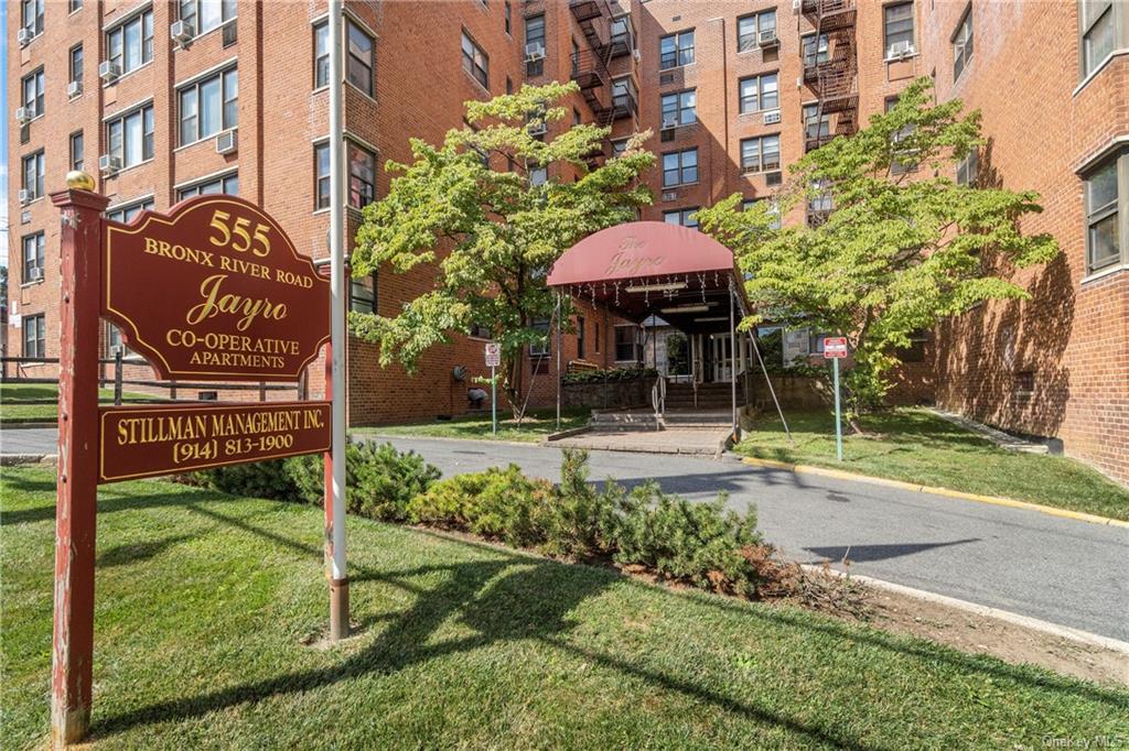 Photo 1 of 11 of 555 Bronx River Road 2A co-op property
