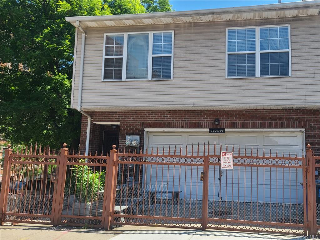 1568 Bryant Avenue, Bronx, New York - 4 Bedrooms  
2 Bathrooms - 