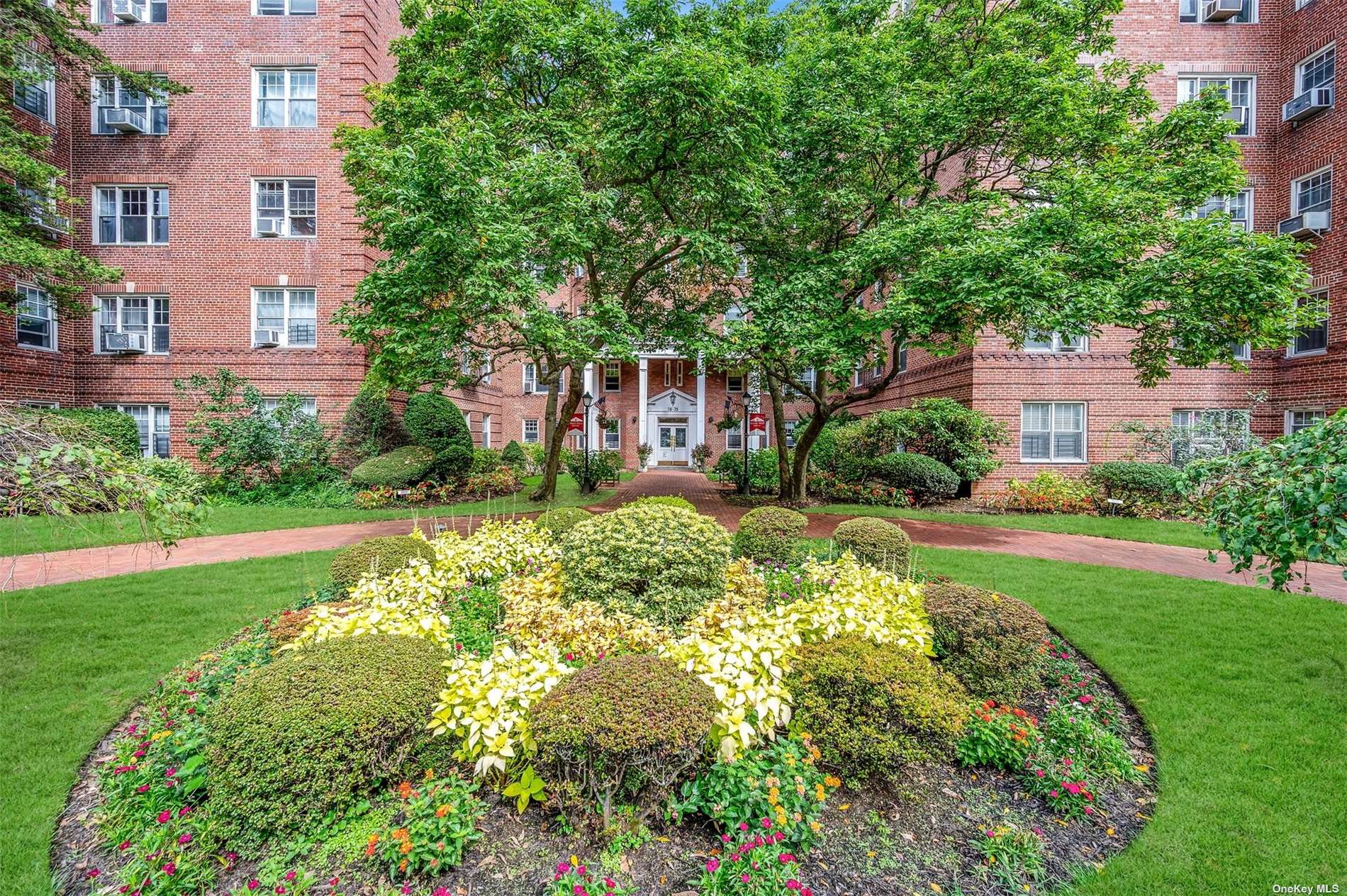 76-35 113th Street #4K, Forest Hills, New York image 3