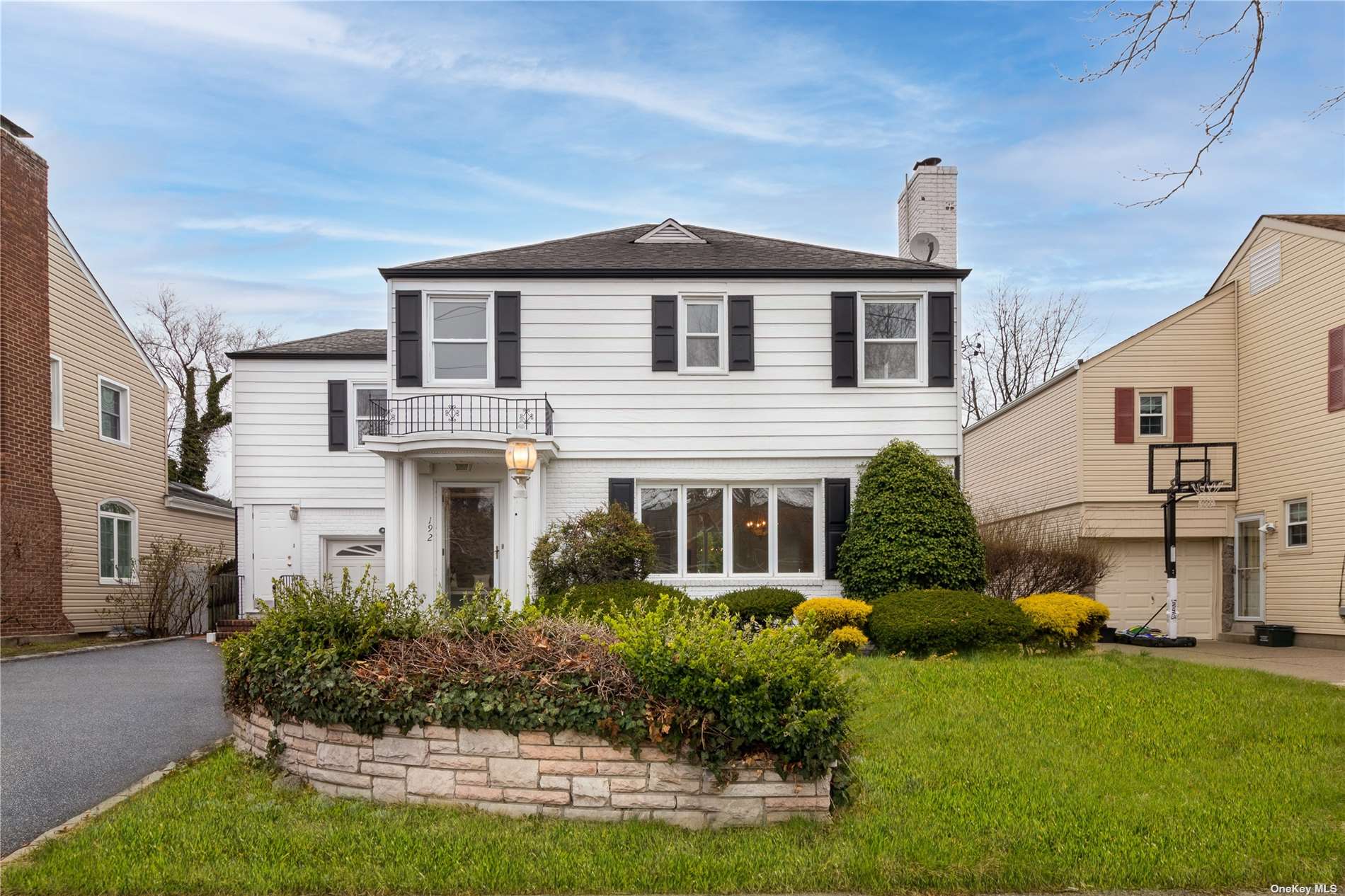 Photo 1 of 17 of 192 Franklin Avenue house