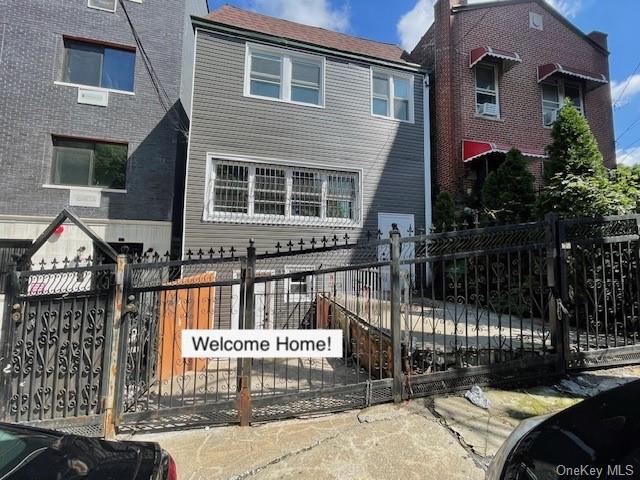 Property for Sale at 1802 Palisade Place, Bronx, New York - Bedrooms: 7 
Bathrooms: 4  - $1,100,000