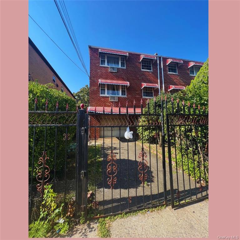 Property for Sale at 1338 E 224th Street 3, Bronx, New York - Bedrooms: 7 
Bathrooms: 3  - $856,000