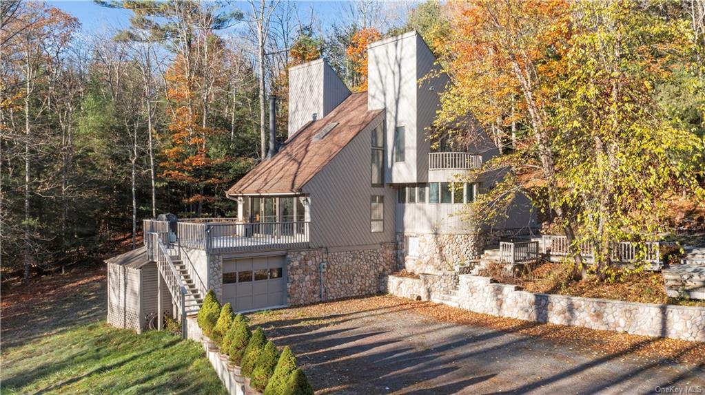 Property for Sale at 5 Jakob Strasse Road, Windham, New York - Bedrooms: 4 
Bathrooms: 4 
Rooms: 16  - $1,075,000