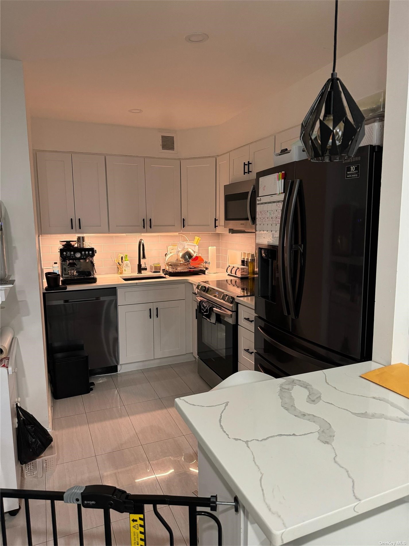 7-04 166th Street St #6D, Whitestone, New York image 3