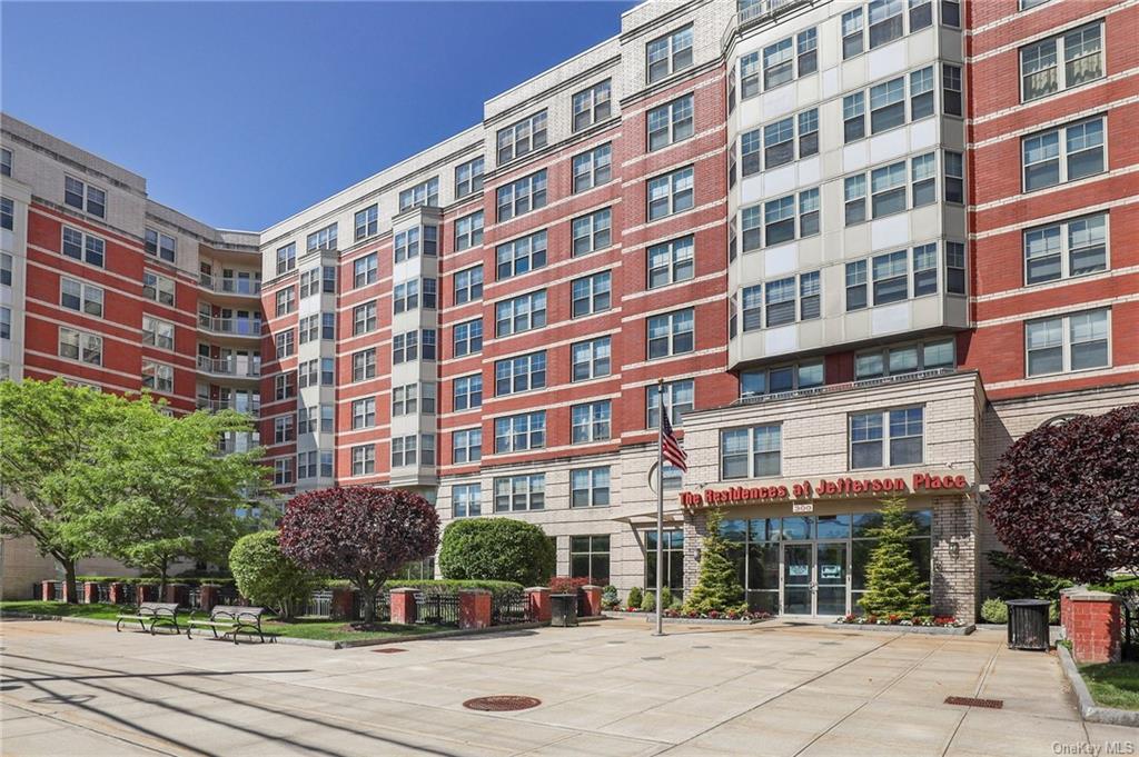 Property for Sale at 300 Mamaroneck Avenue 836, White Plains, New York - Bedrooms: 1 
Bathrooms: 1 
Rooms: 5  - $449,000