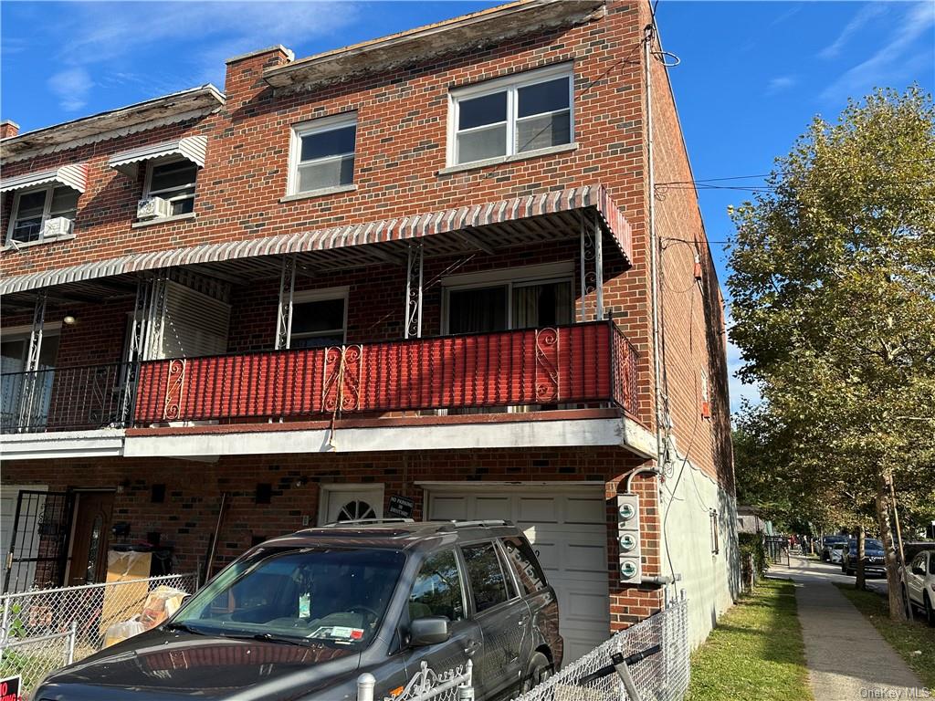 Property for Sale at 4050 Barnes Avenue, Bronx, New York - Bedrooms: 6 
Bathrooms: 2  - $769,000