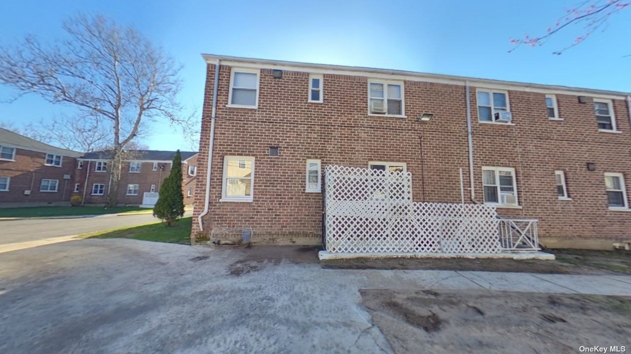 131-56 234 Street #LOWER, Rosedale, New York image 3